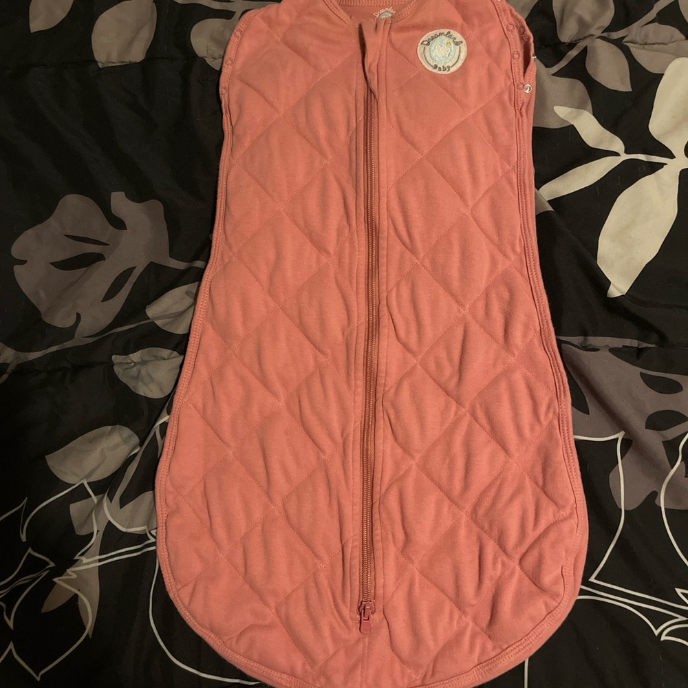 Dreamland weighted swaddler